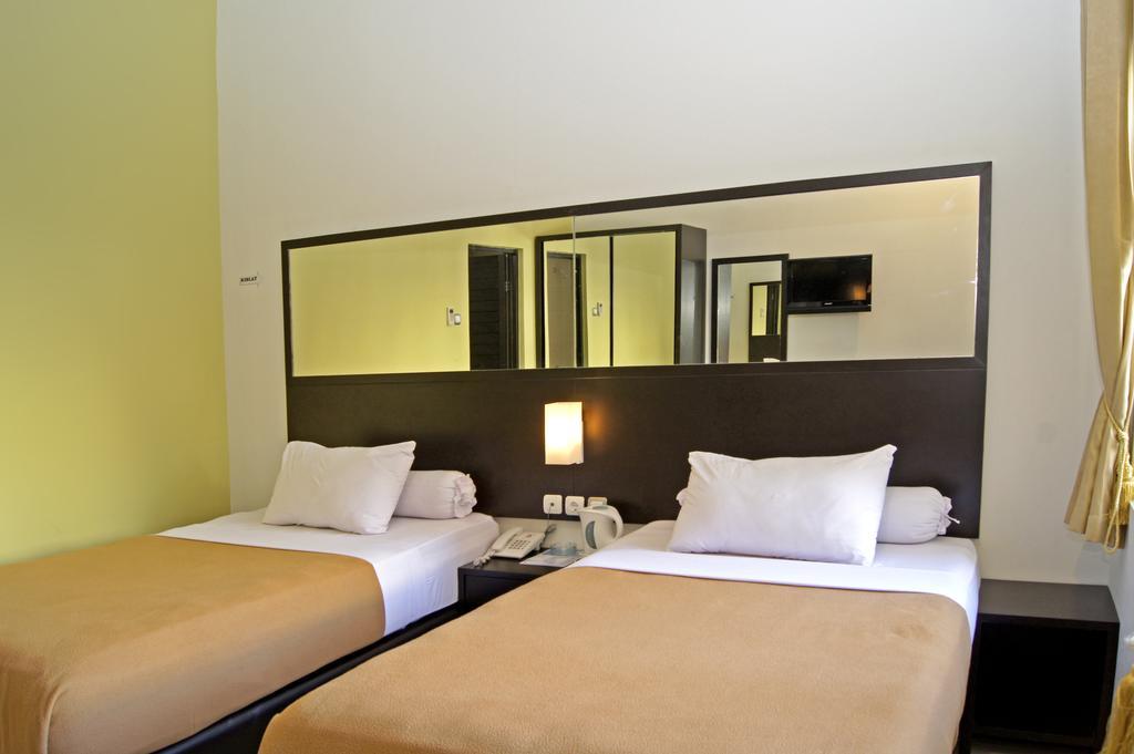 The Winner Premier Hotel Pemalang Værelse billede
