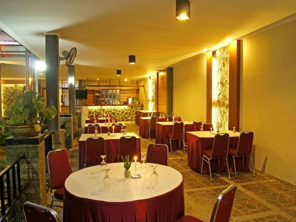 The Winner Premier Hotel Pemalang Eksteriør billede